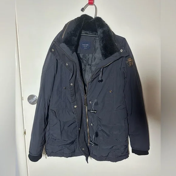 Zara Black Toggle Jacket with Fur Collar - Picture 3 of 10